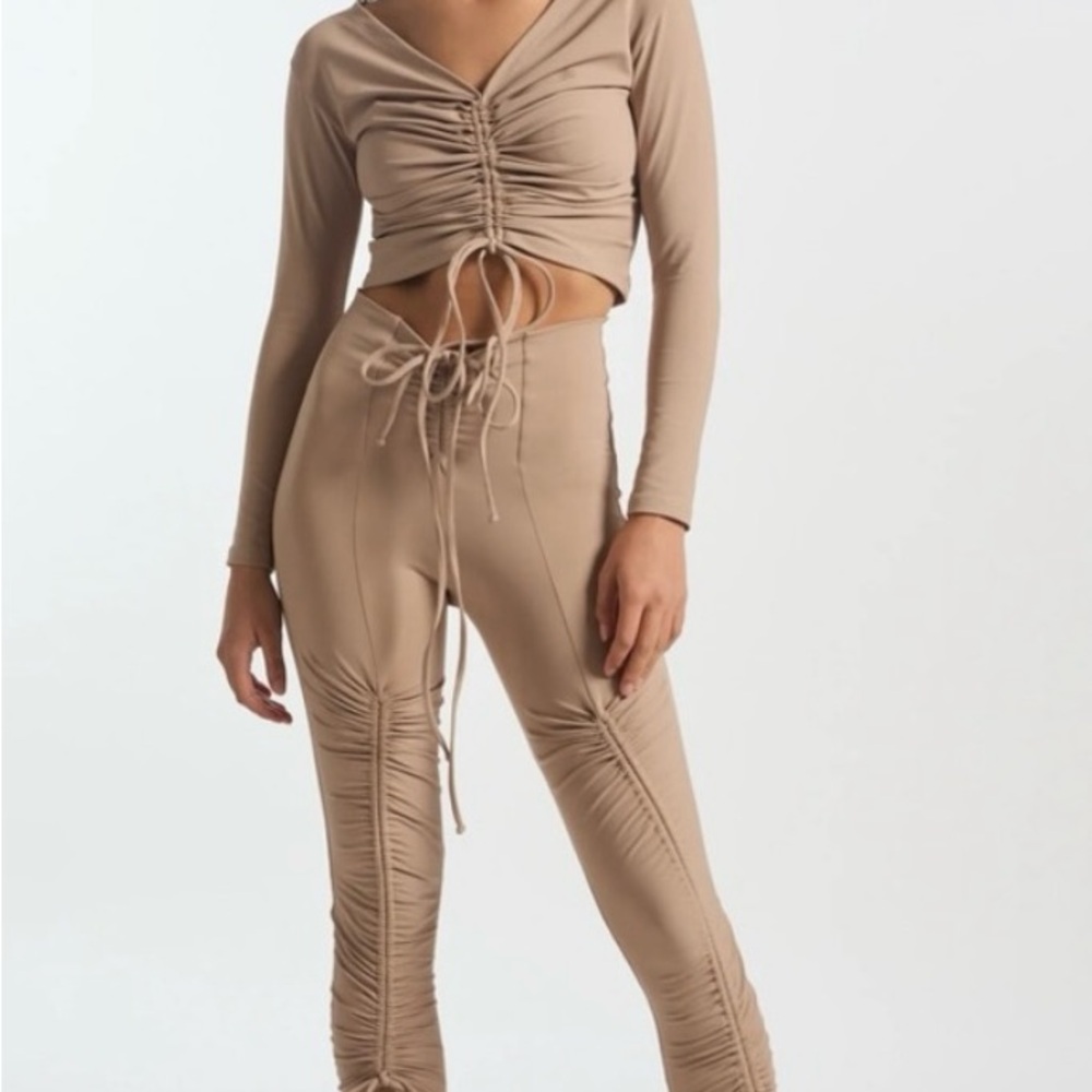 Port De Bras Ruching Long Sleeve Top